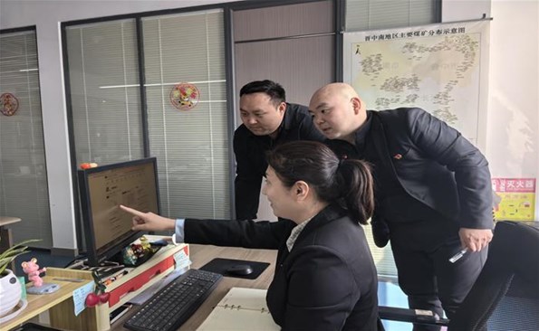 價(jià)值黨建引領(lǐng)·經(jīng)營(yíng)效益提升 | ③ 先鋒攻堅(jiān)破局 外拓能源貿(mào)易